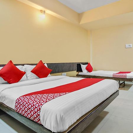 Hotel O Priyanka Residency Solāpur Exterior foto