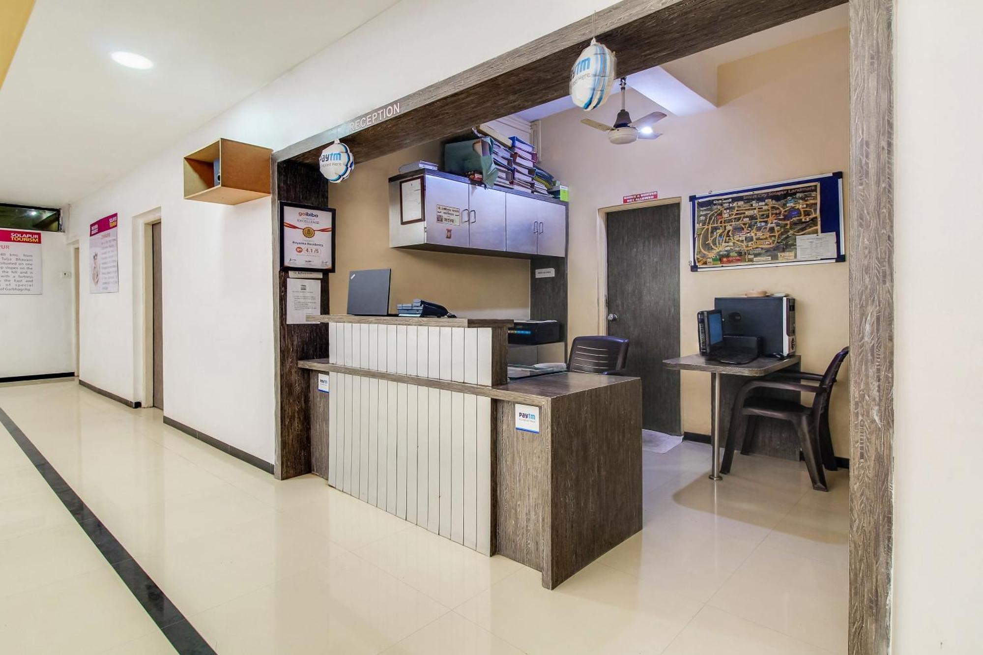 Hotel O Priyanka Residency Solāpur Exterior foto