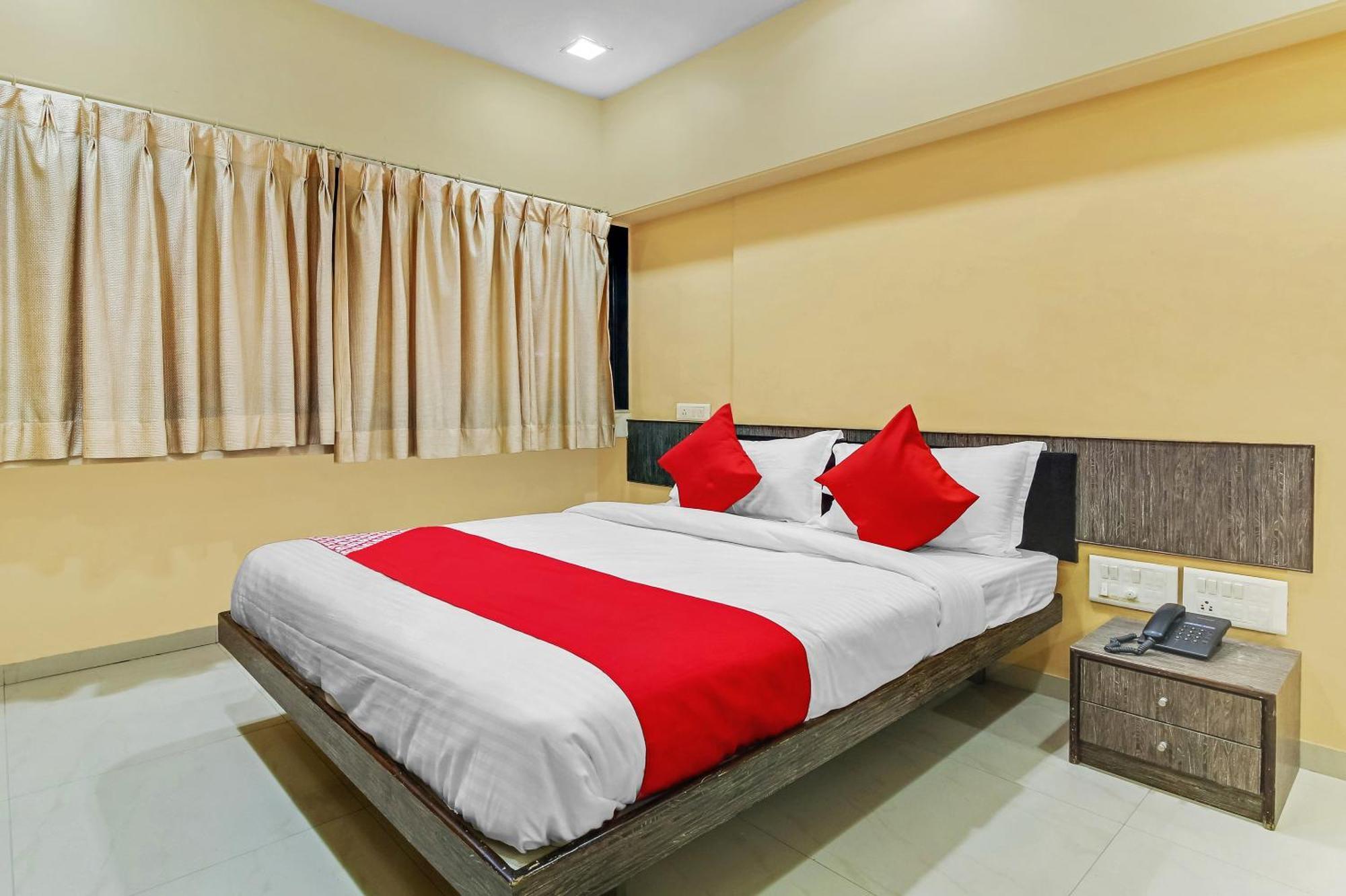 Hotel O Priyanka Residency Solāpur Exterior foto