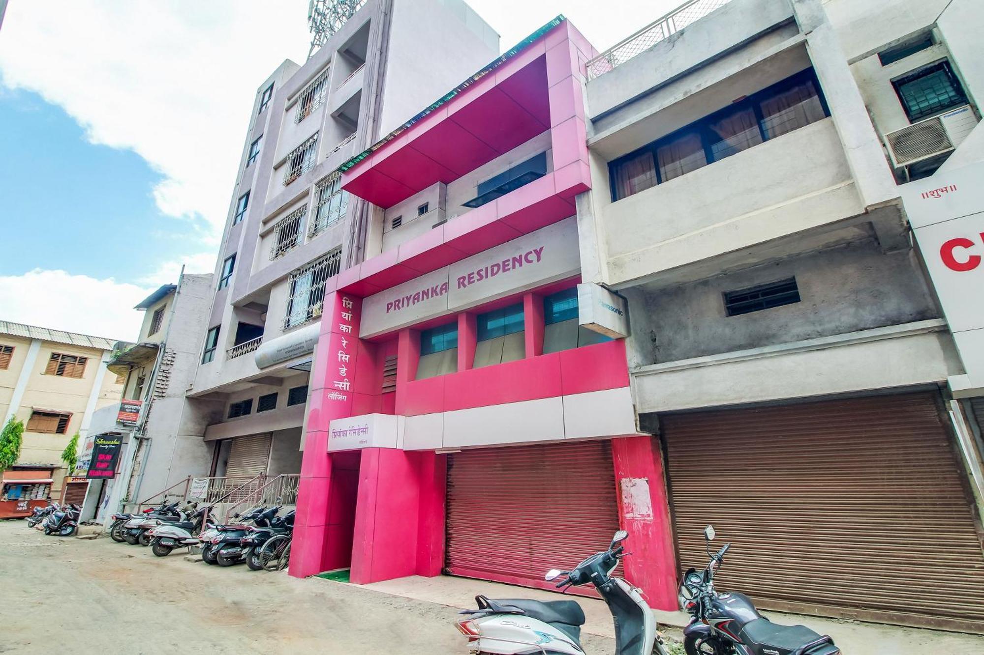Hotel O Priyanka Residency Solāpur Exterior foto