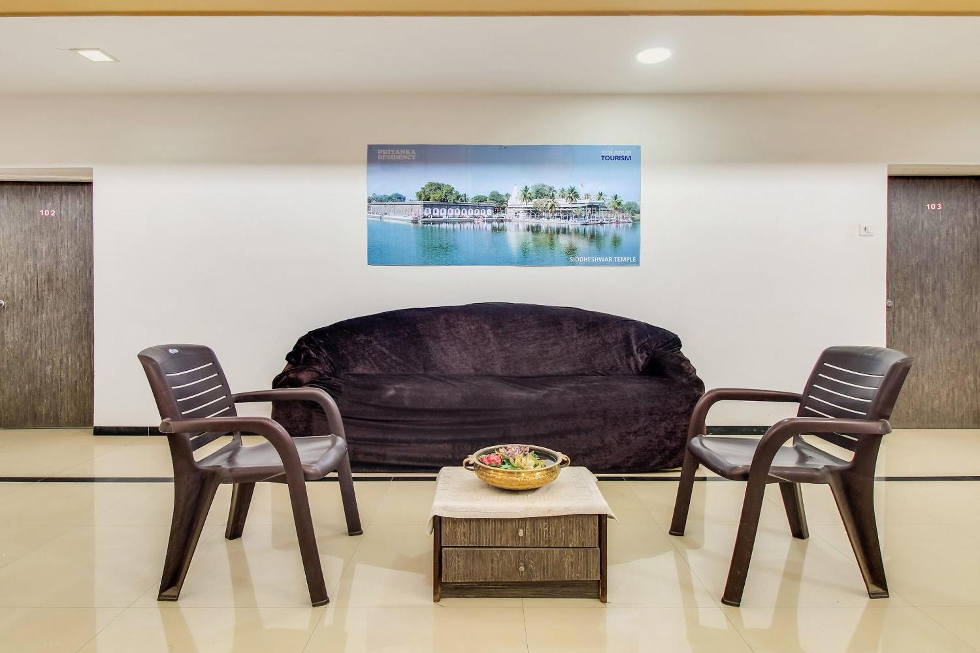 Hotel O Priyanka Residency Solāpur Exterior foto