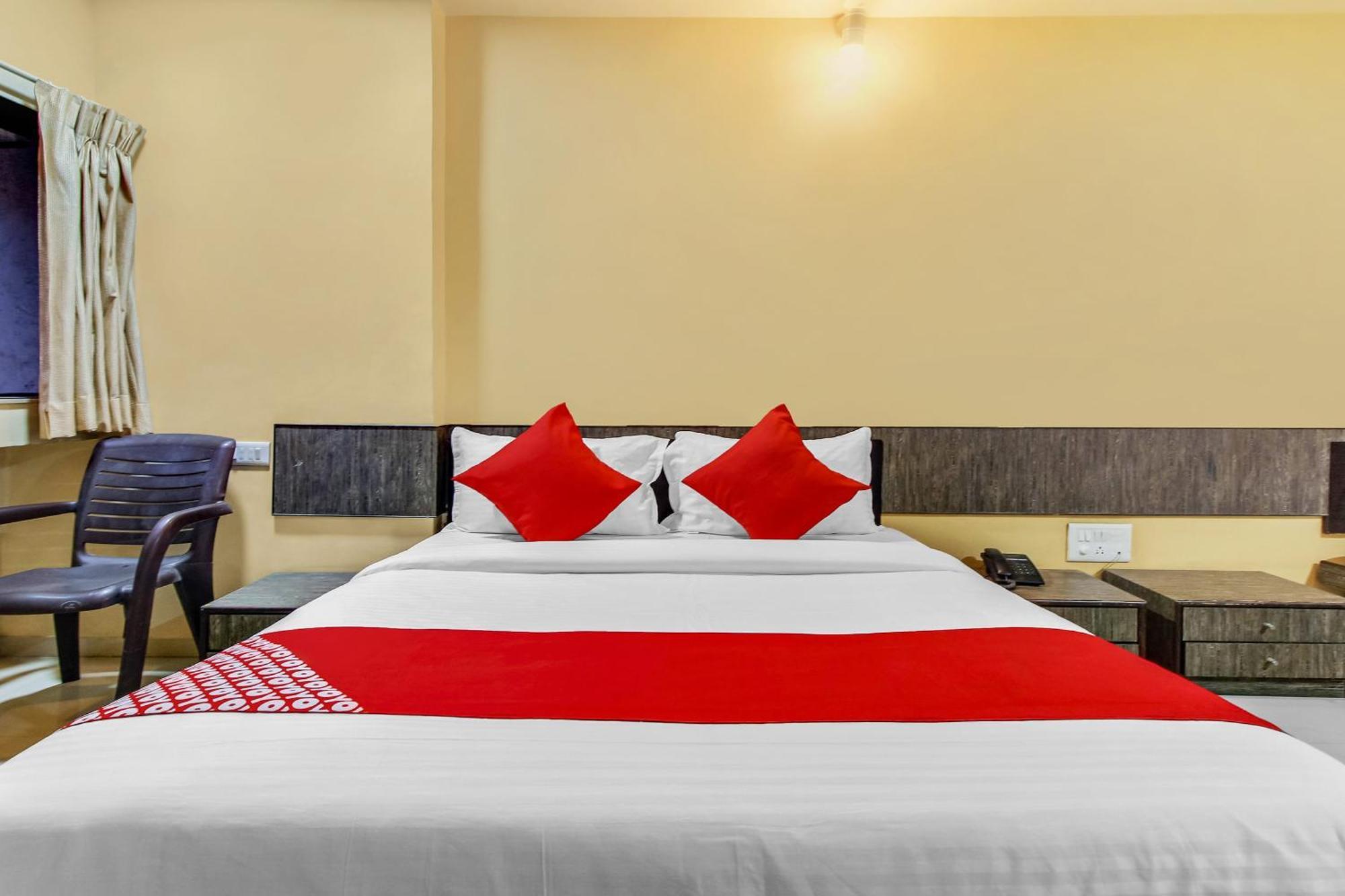 Hotel O Priyanka Residency Solāpur Exterior foto