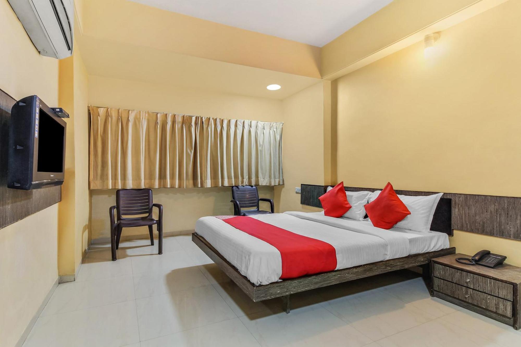 Hotel O Priyanka Residency Solāpur Exterior foto